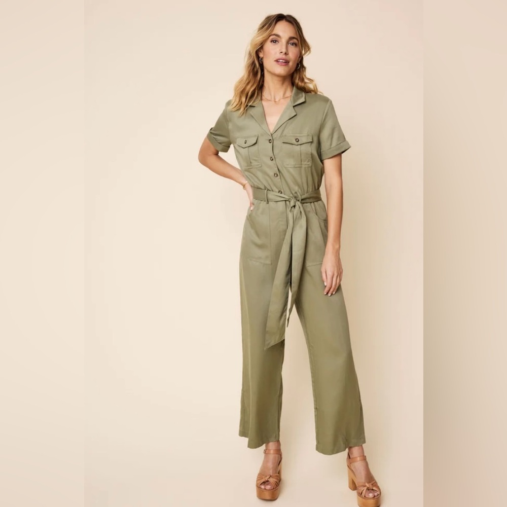 UNTUCKit Tencel Utility Tilly Jumpsuit in Army Green Women’s Size‎ Medium